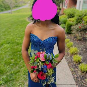 Elegant Blue Strapless Prom Dress